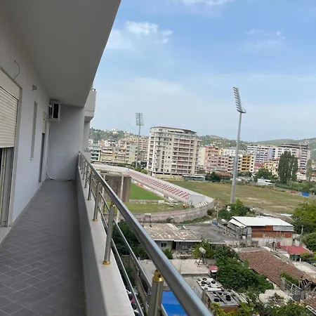 Apartament فلورا